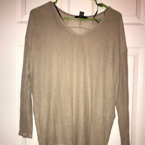 6 for 20 💜 Tan knit sweater blouse size M